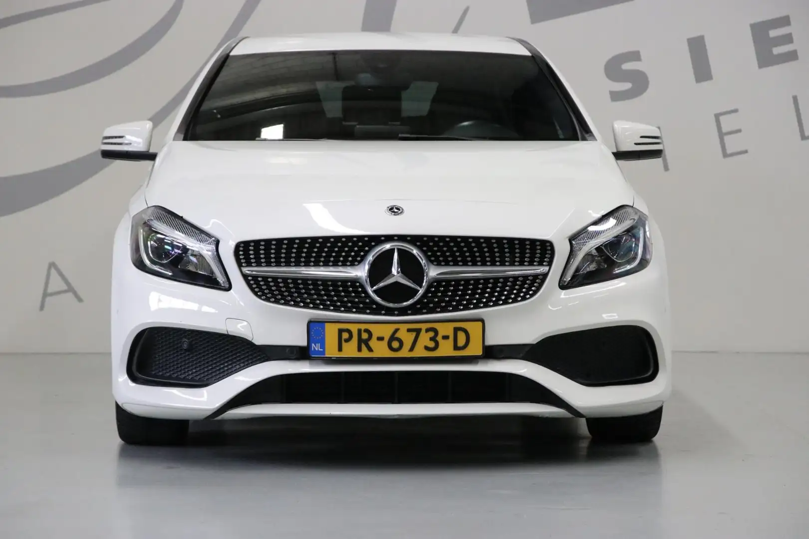 Mercedes-Benz A 180 AMG-Styling/achteruitrij camera/NAP/Origineel Nede Wit - 2