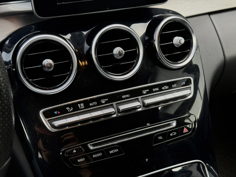 Mercedes-Benz C 220 Estate CDI Prestige ACC Burmester — photo 20