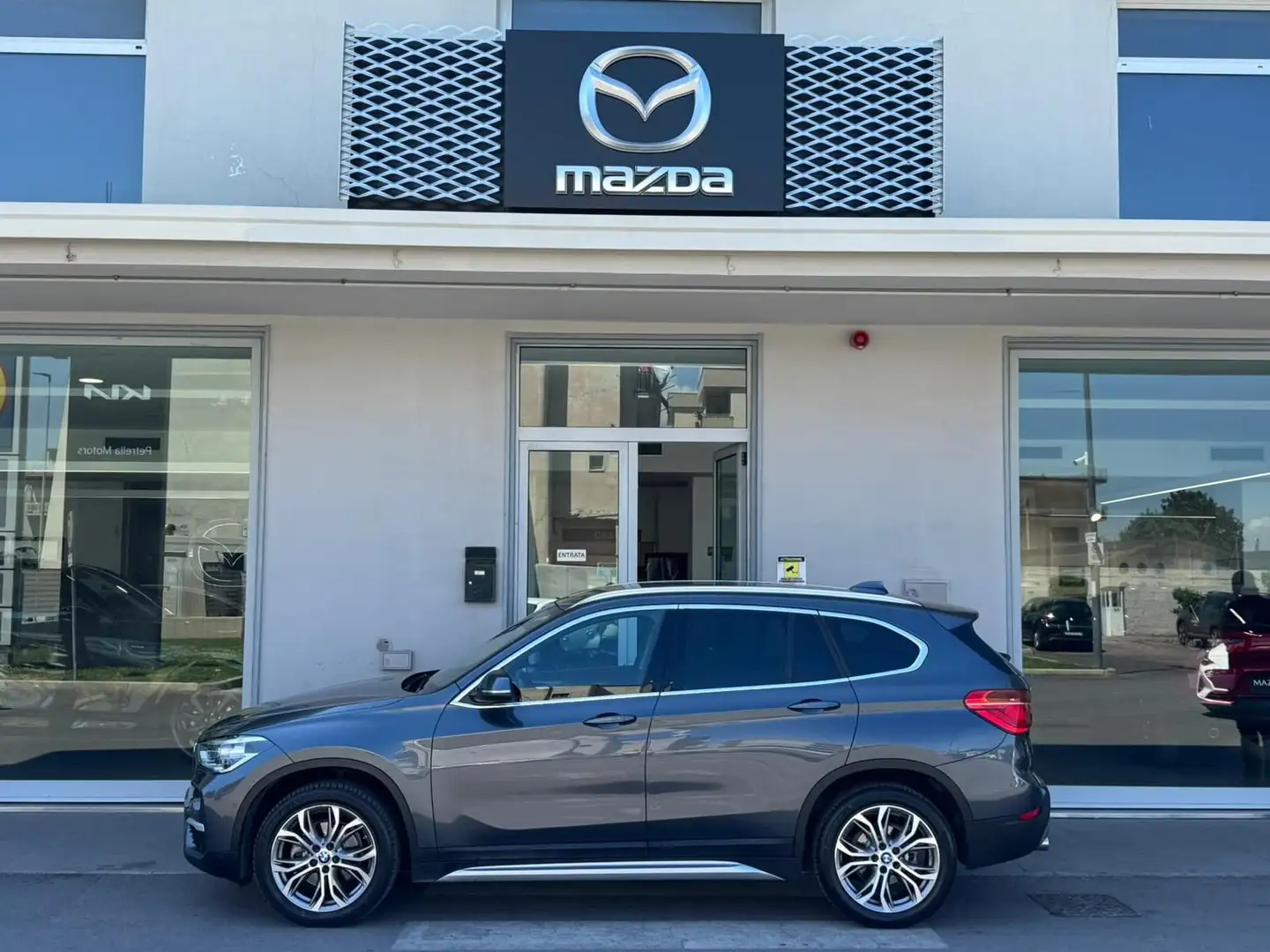 BMW X1 sDrive18d xLine - 1