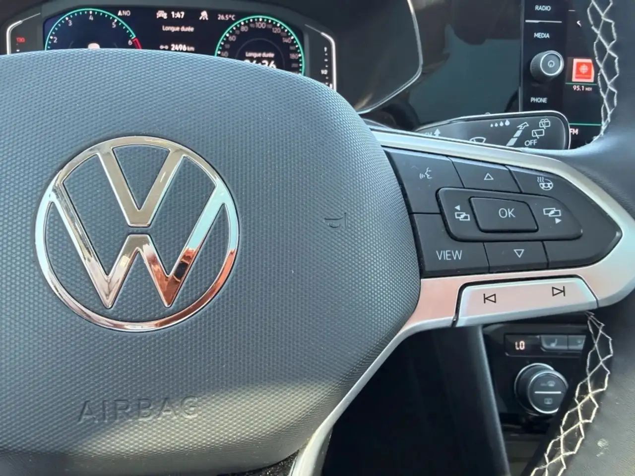 Volkswagen Taos снимка Volkswagen Taos