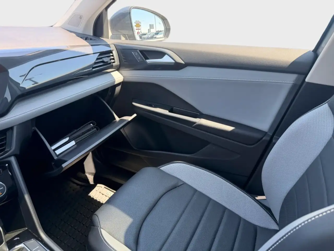 Volkswagen Taos снимка Volkswagen Taos