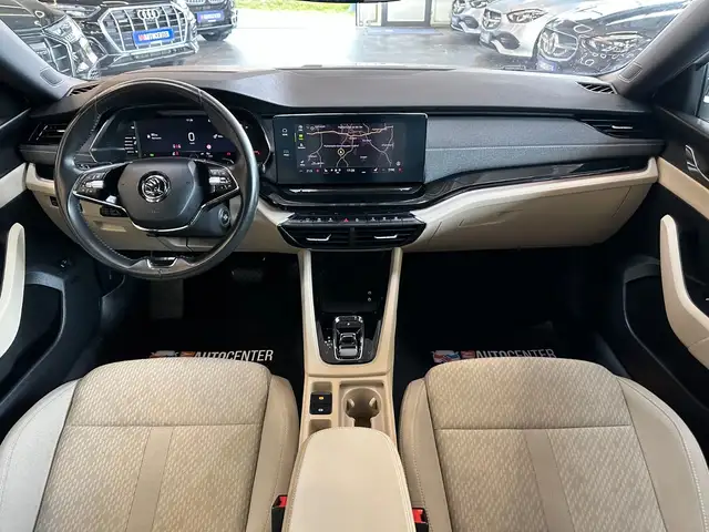 Skoda Octavia view 6