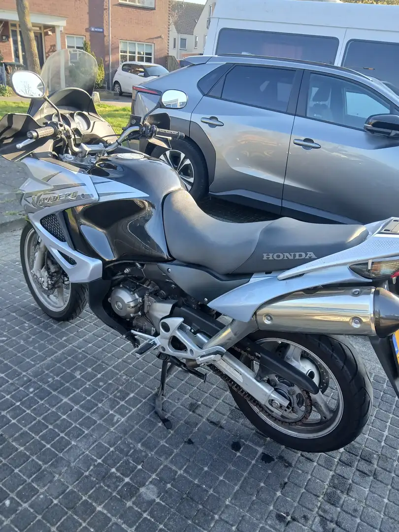 Honda Varadero xl1000v Grijs - 1
