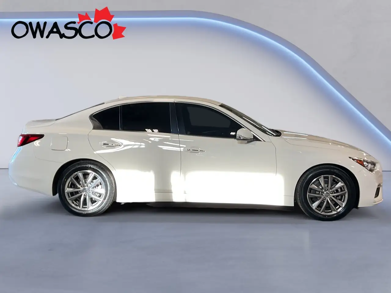 Infiniti Q50 снимка Infiniti Q50