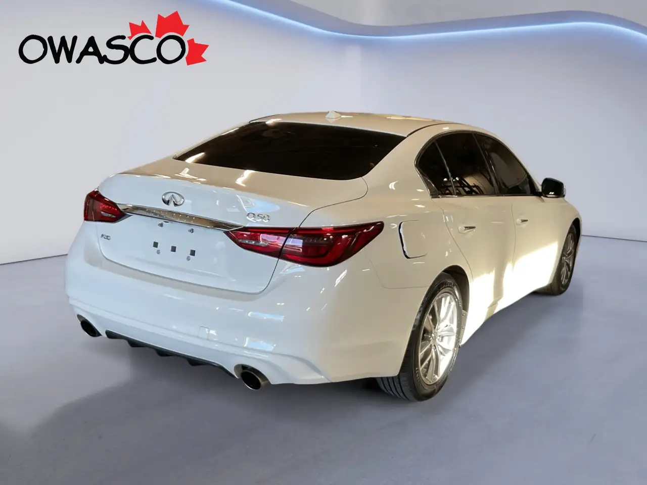 Infiniti Q50 снимка Infiniti Q50
