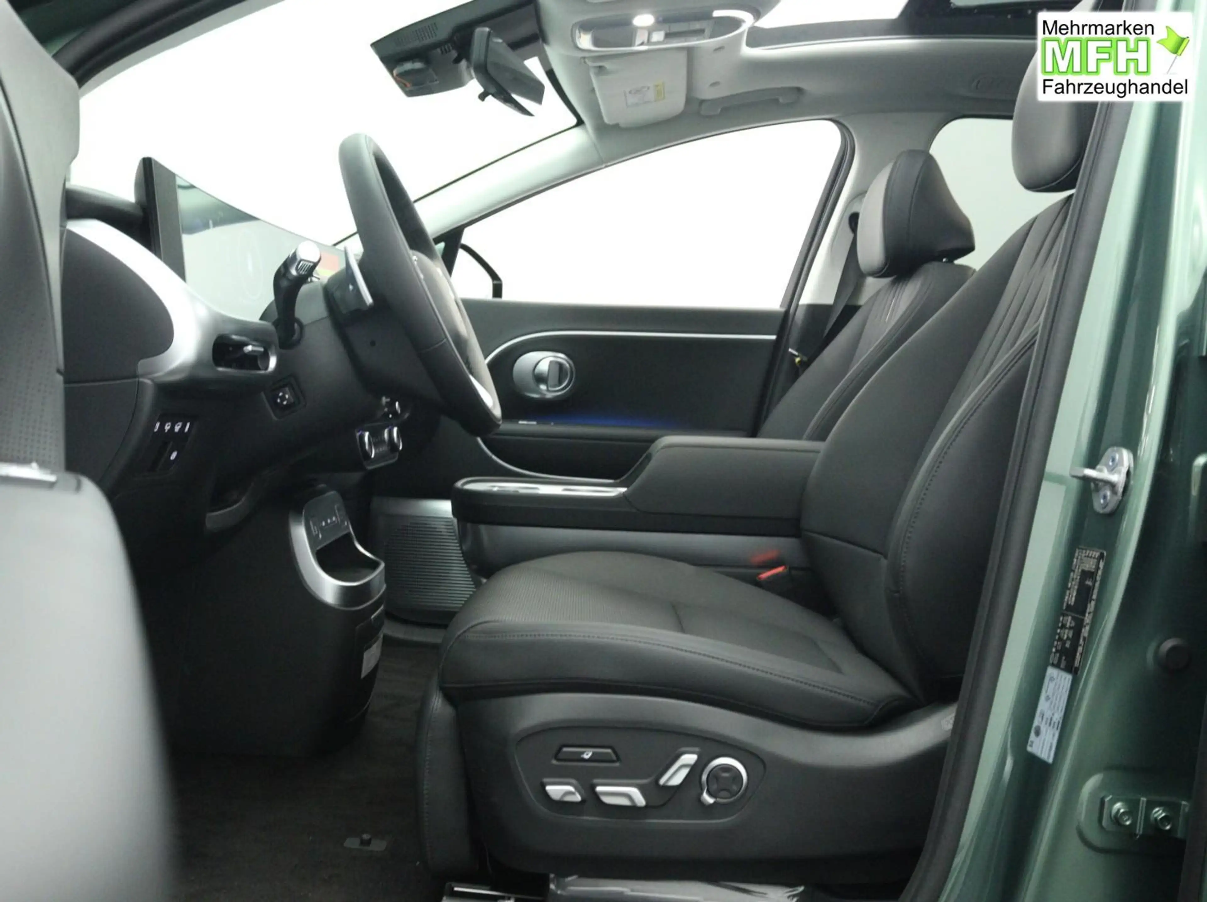 Hyundai IONIQ 9 Lounge 110kWh AWD / Navi Massage Sitz Shz + Bel... — photo 5