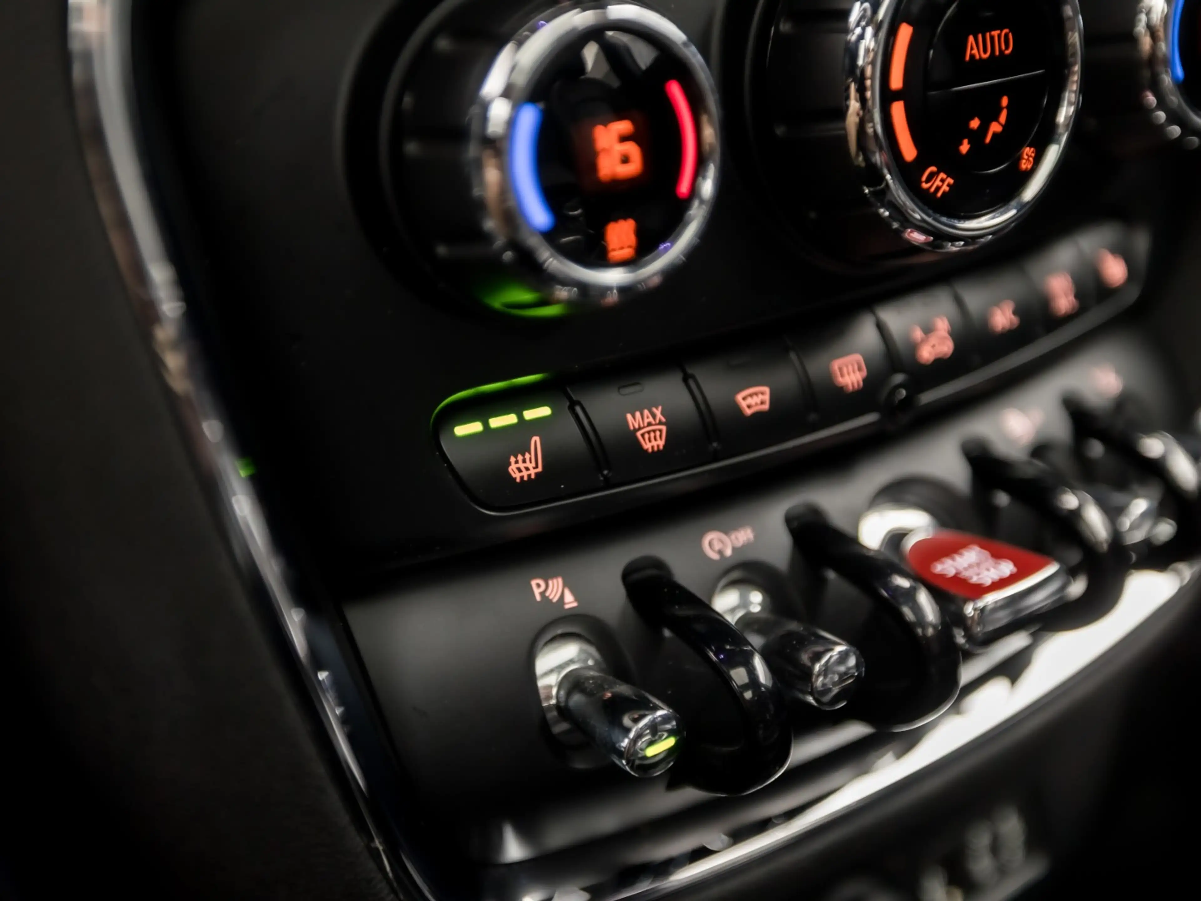 MINI Cooper S Clubman 2.0 Chili 192Pk Automaat (PANORAMADAK, GROOT NAVI, — photo 9