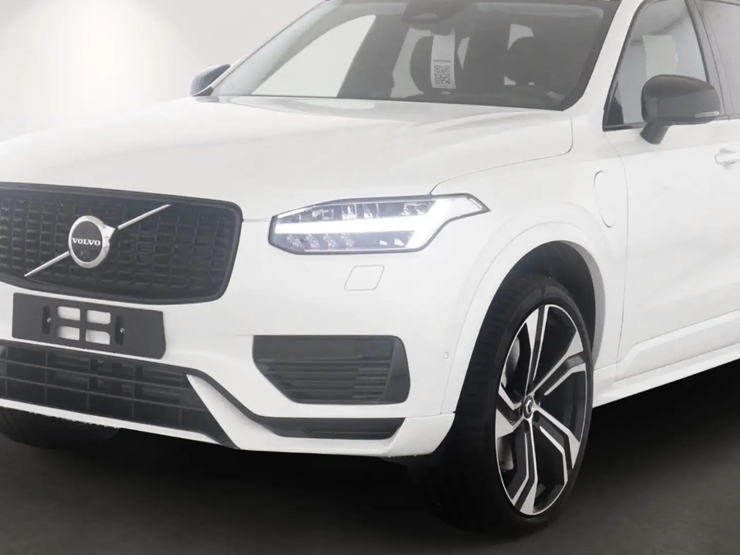 Volvo XC90 T8 Ultra Dark Recharge Plug-In Hybrid AWD EU6e 7-S Weiß - 2