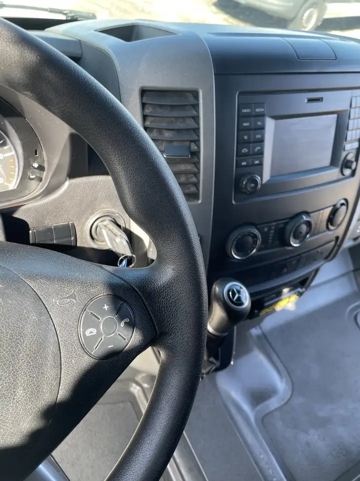 Mercedes-Benz Sprinter снимка Mercedes-Benz Sprinter