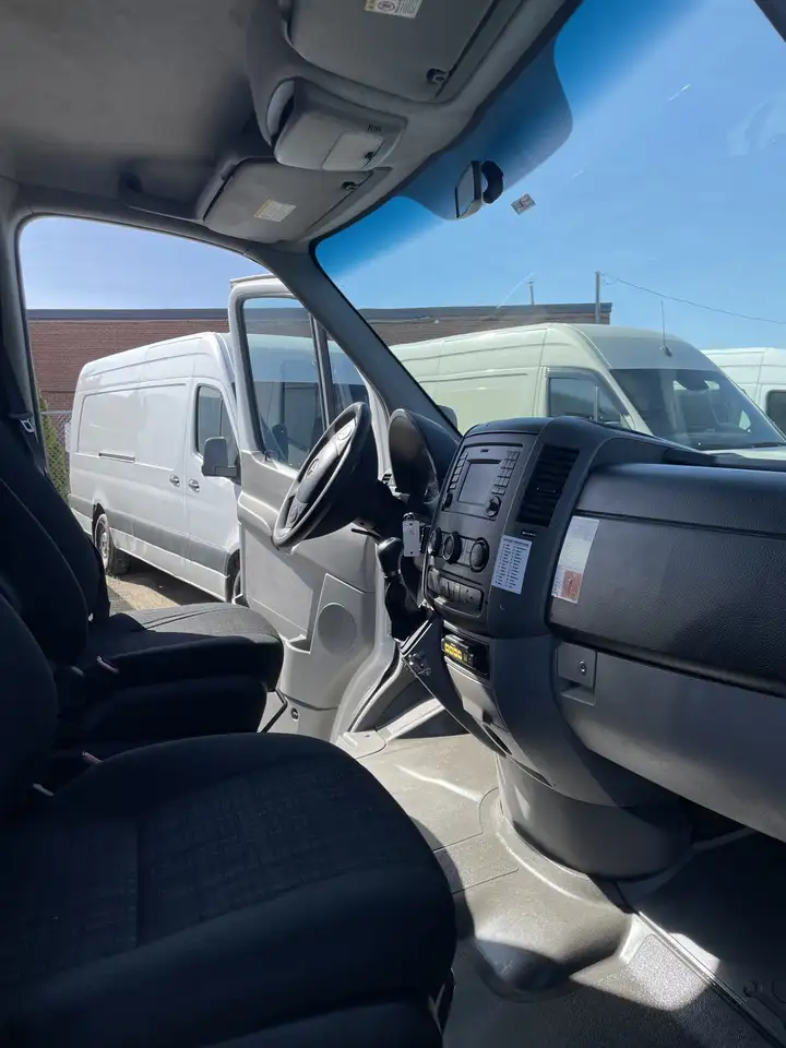 Mercedes-Benz Sprinter снимка Mercedes-Benz Sprinter
