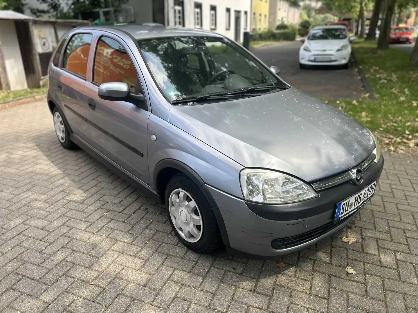 Opel Corsa 1.2 16V Gris - 2