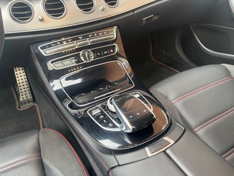 Mercedes-Benz E 43 AMG 4Matic Pano Alcantara Vollausstattung — photo 13