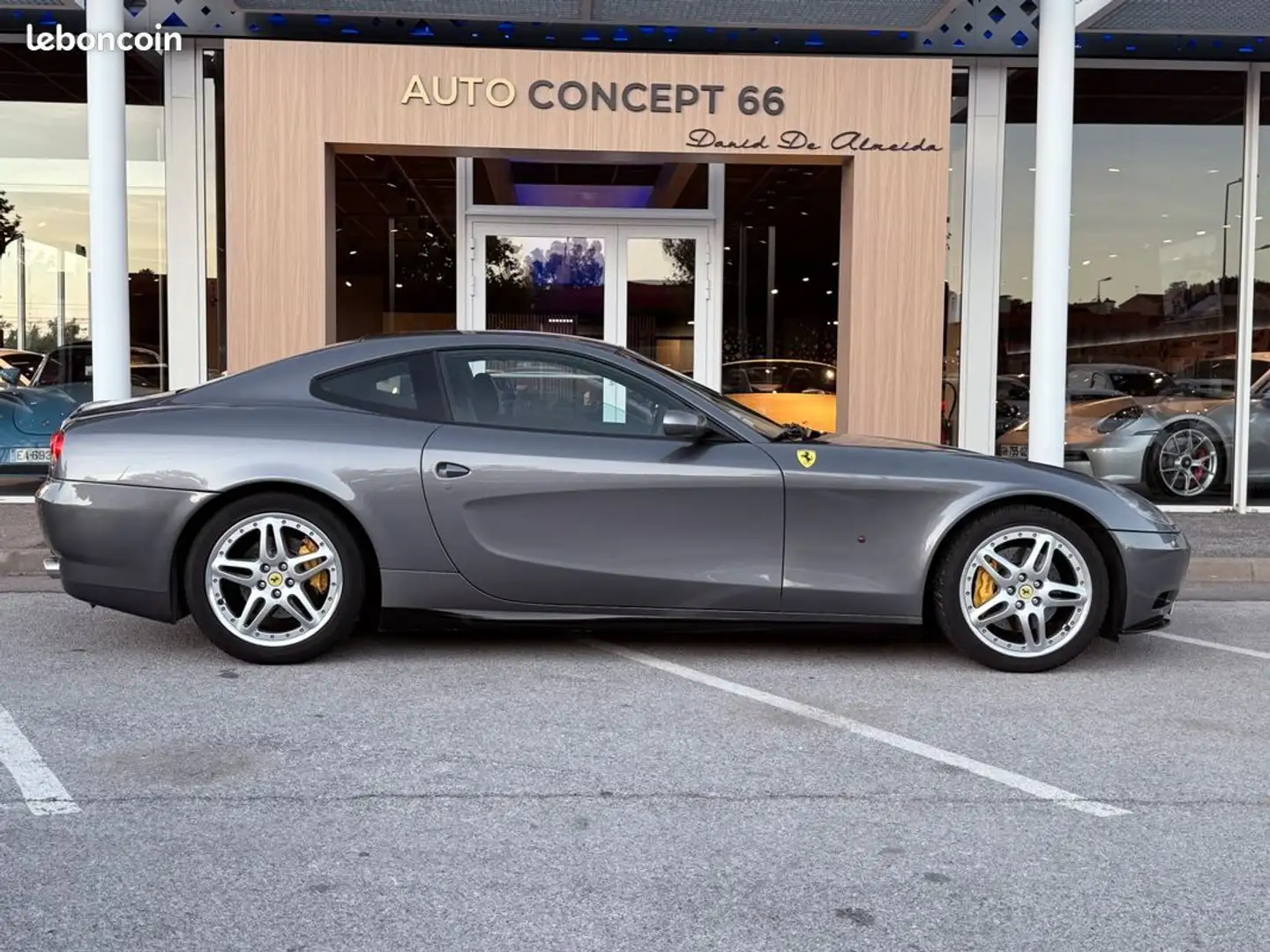 Ferrari 612 v12 5.7 540 ch Grau - 2