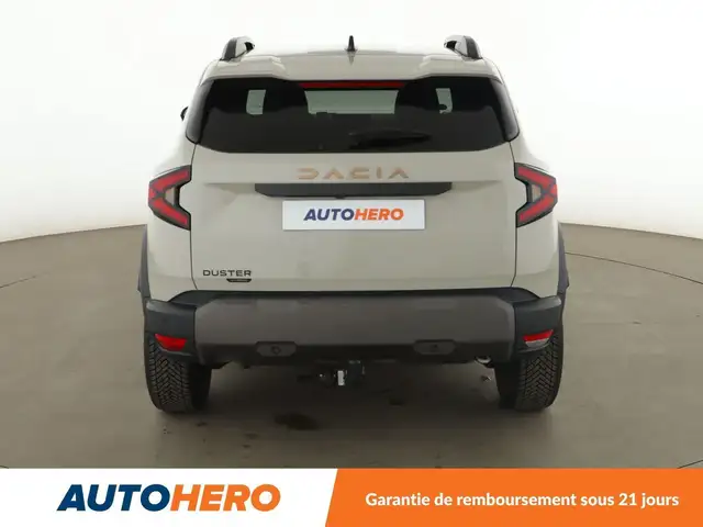 Renault Duster view 5