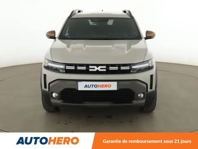 Renault Duster view 9