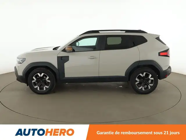 Renault Duster view 3