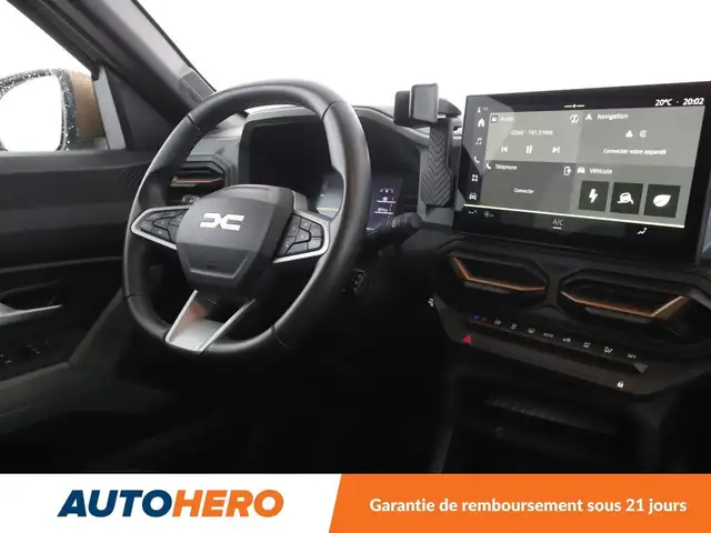 Renault Duster view 13
