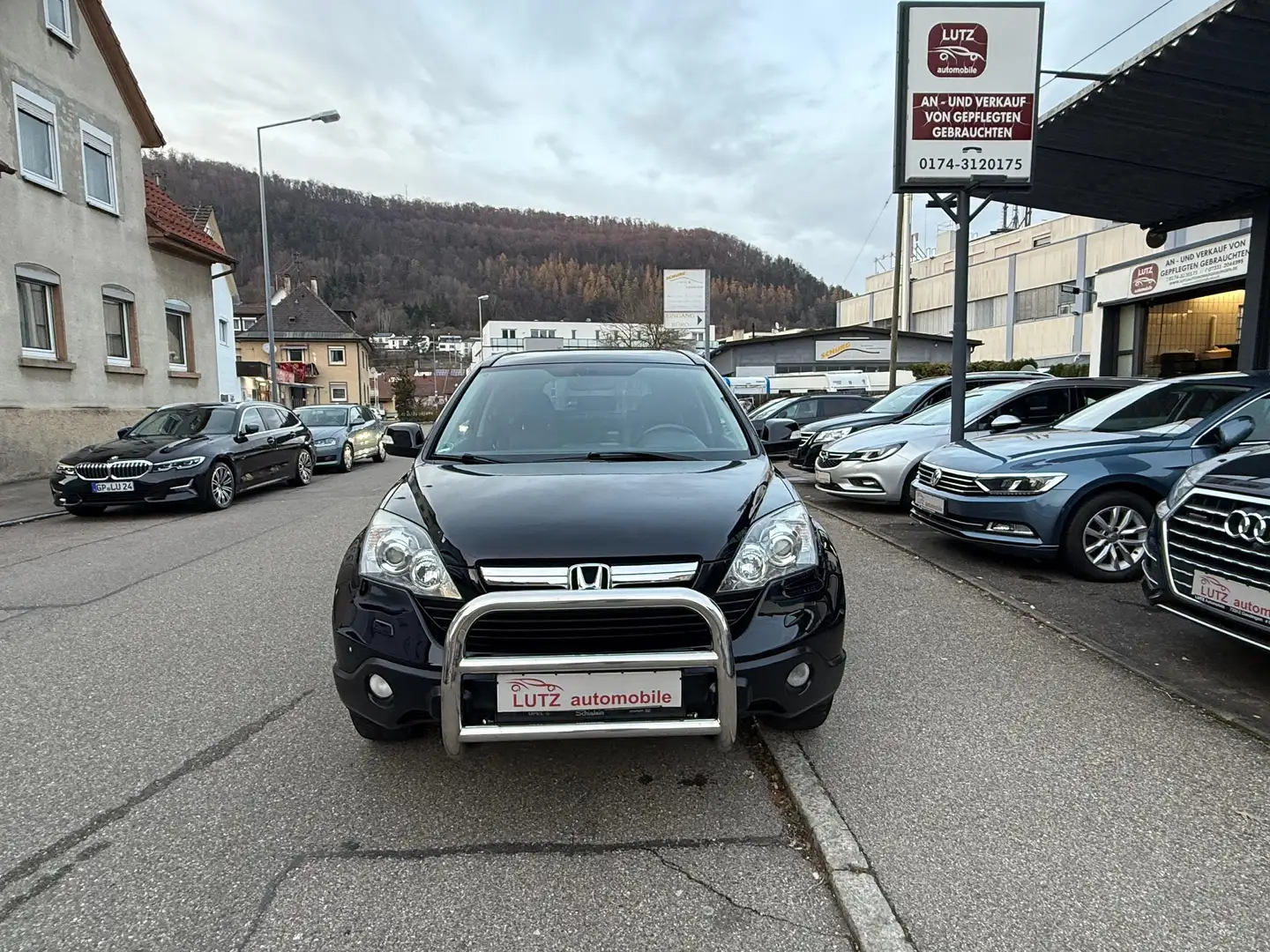 Honda CR-V Executive,Pano,Kammera,Voll Schwarz - 1