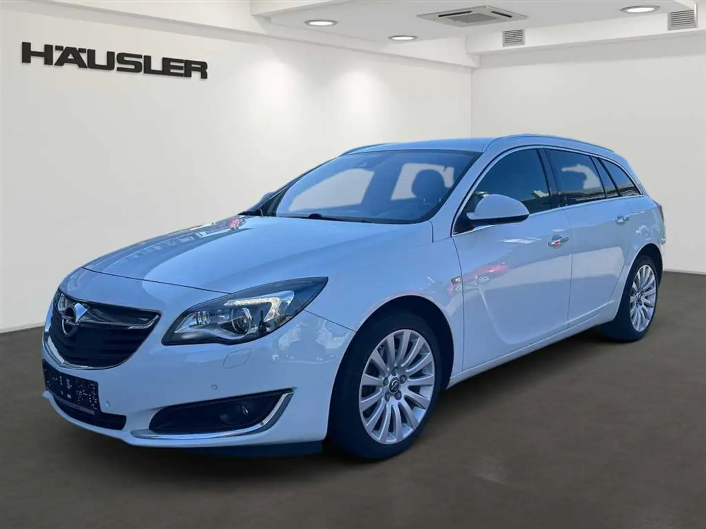 Opel Insignia ST 2.0 BiTurbo AHK ACC Navi PDC Kamera Leder Xenon Weiß - 1