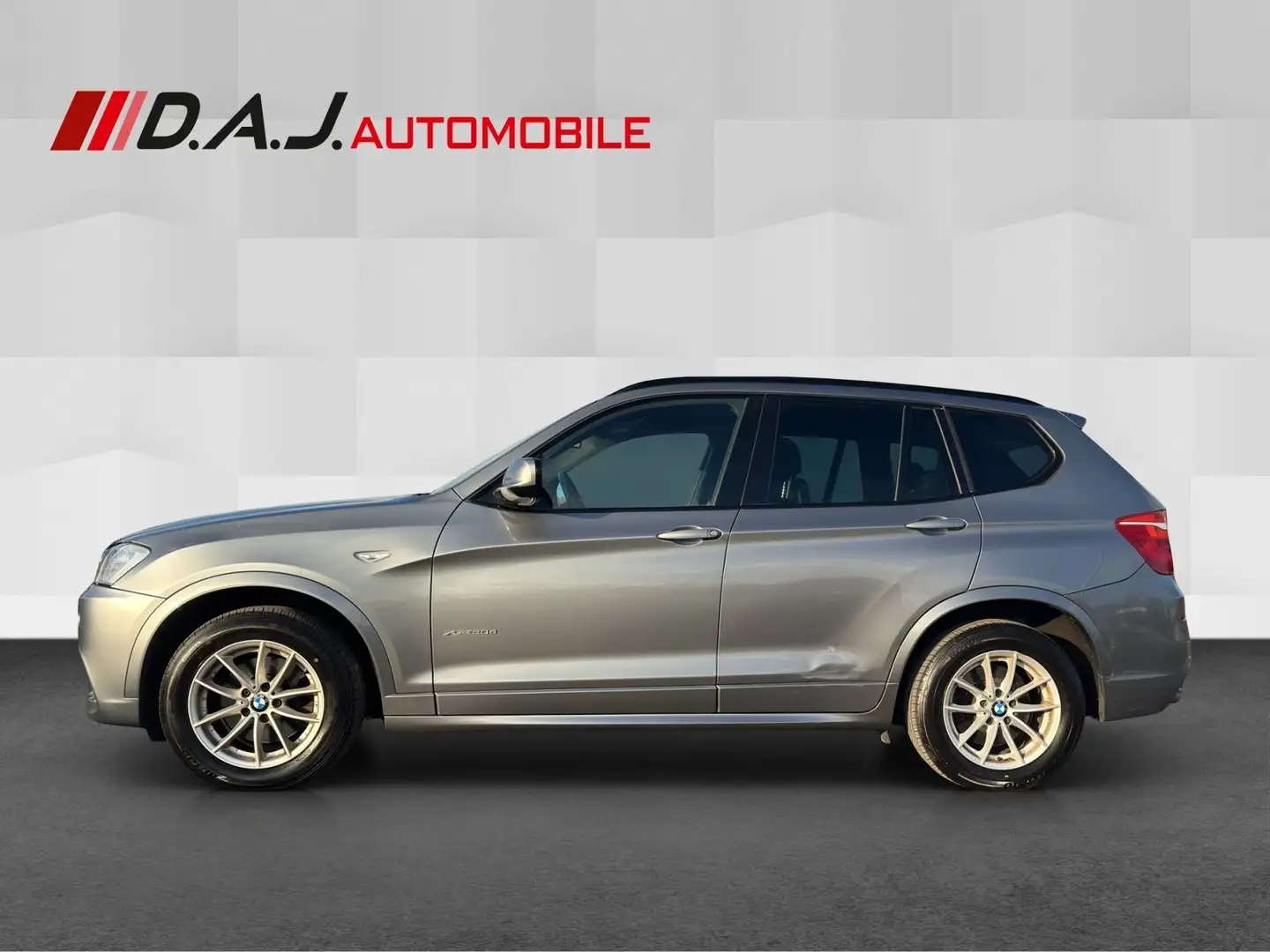BMW X3 xDrive20d Aut. M Sportpaket Shadow Leder Pano Grau - 2