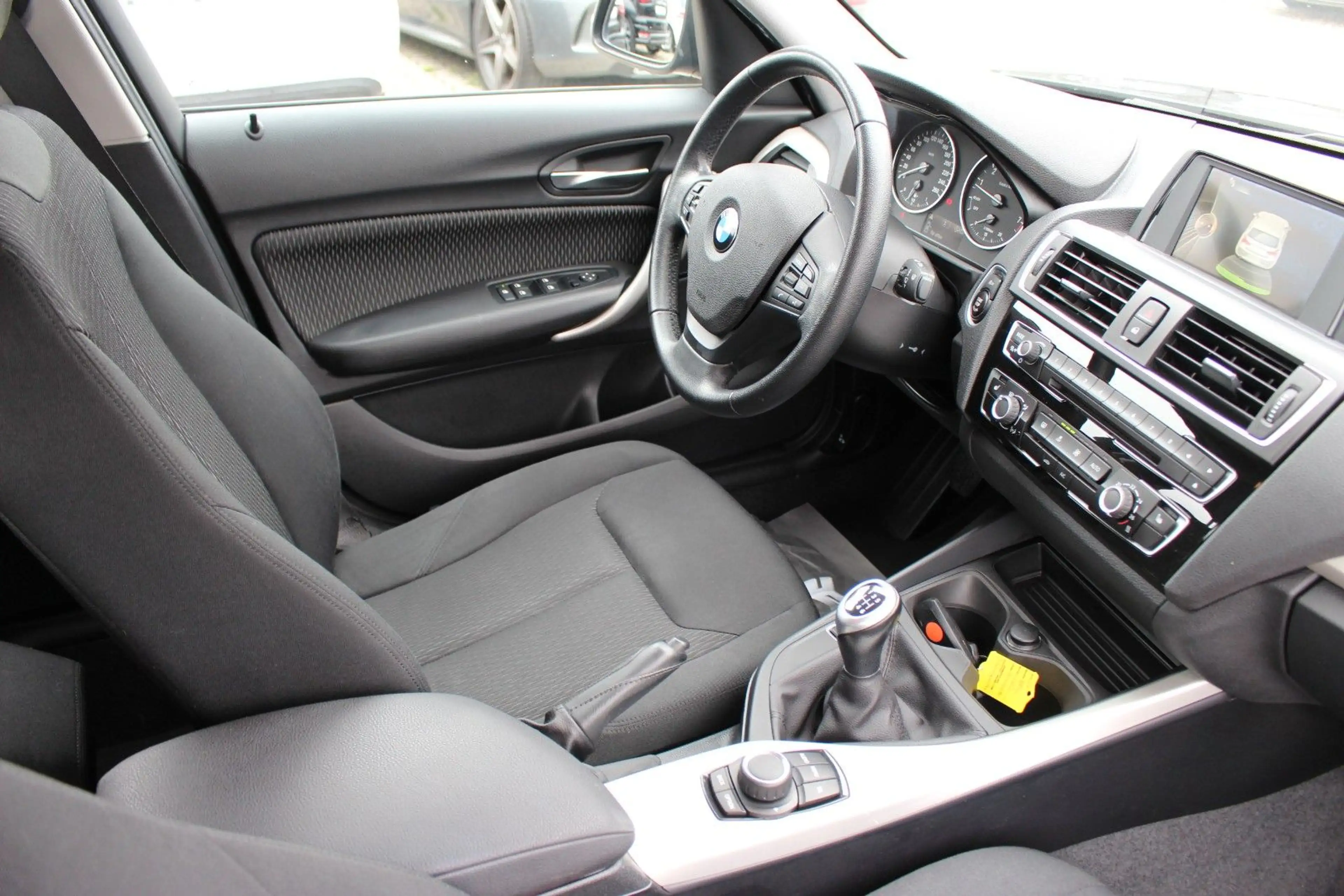 BMW 120 i Advantage VOLLSH/SHZ/BT/AUX/PDC/KLIMA/ — photo 13