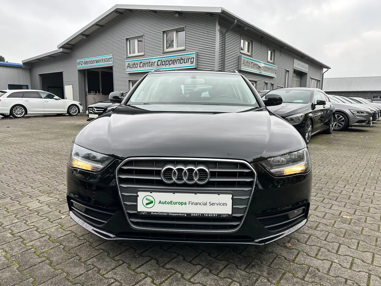 Audi A4 Avant 3,0 TDI "Attraction" Nero - 2