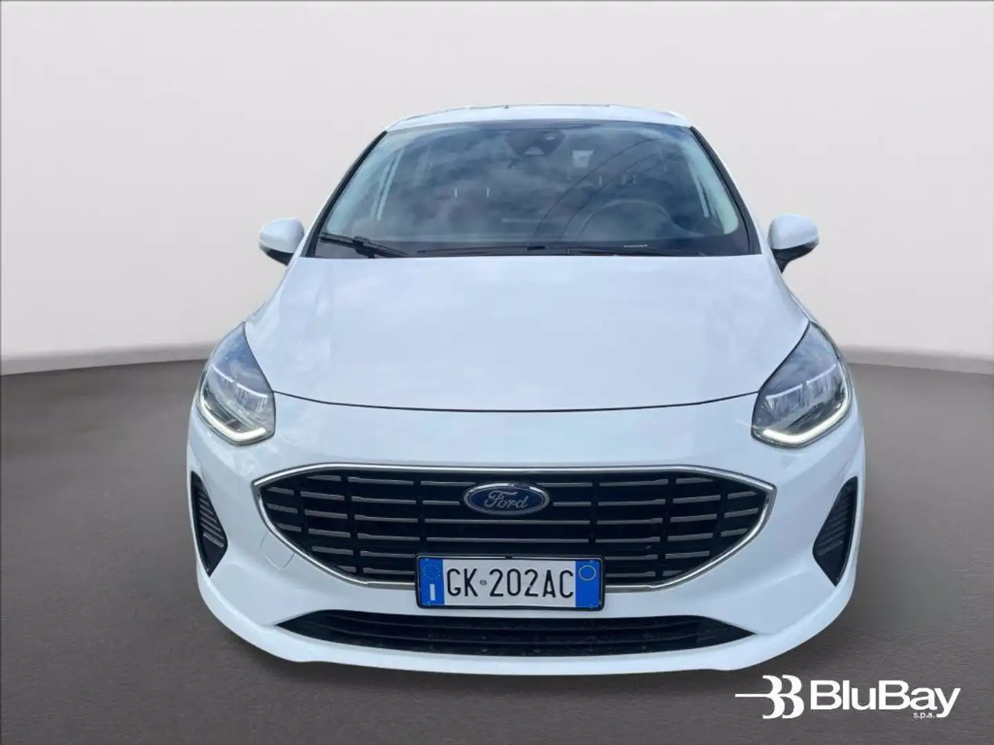 Ford Fiesta 1.0 Ecoboost Hybrid 125 CV 5 porte Titanium Bianco - 2