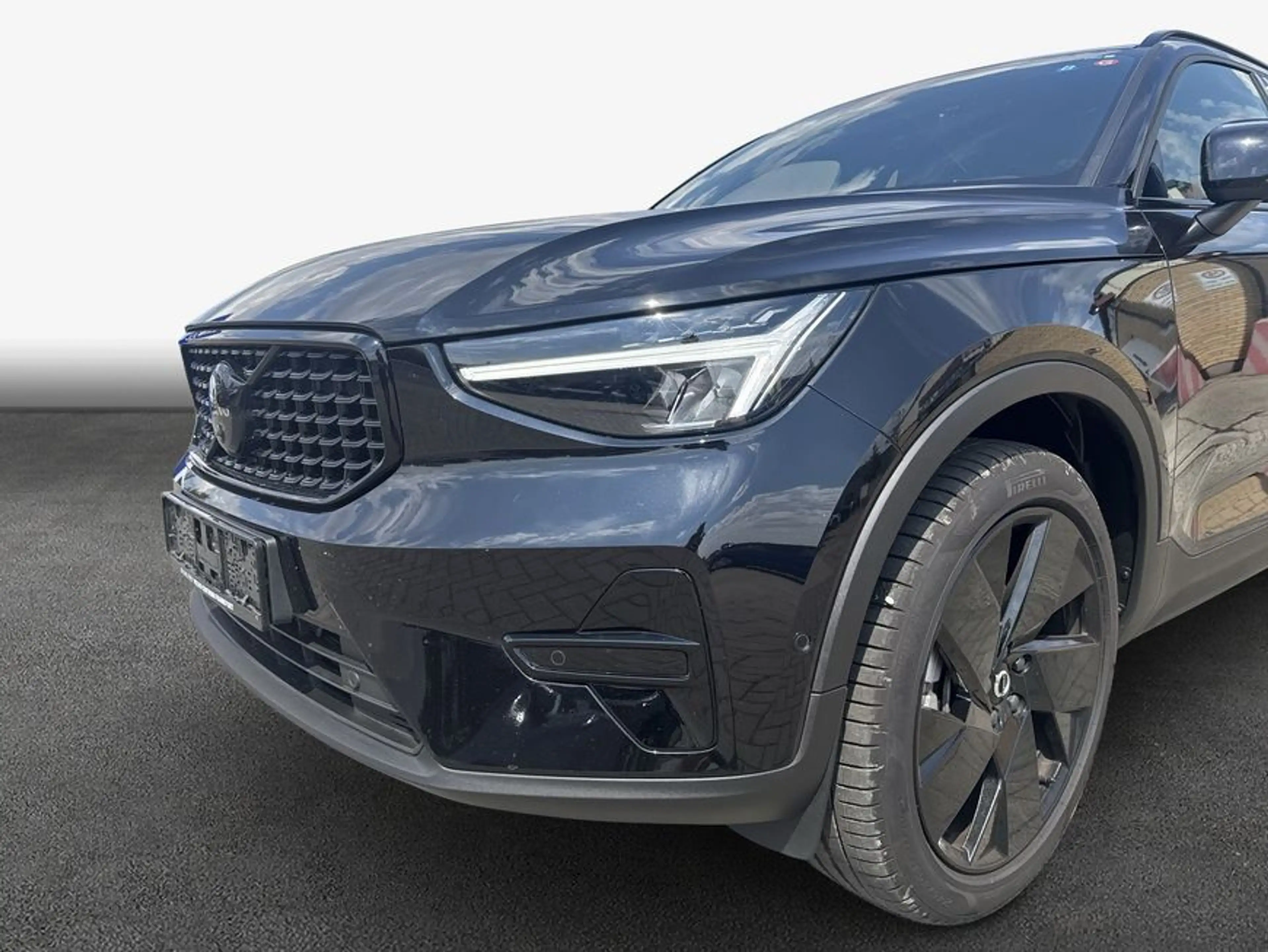 Volvo XC40 XC40 B3 DKG Plus Black-Edition DKG 360° Pilot BLIS — photo 6