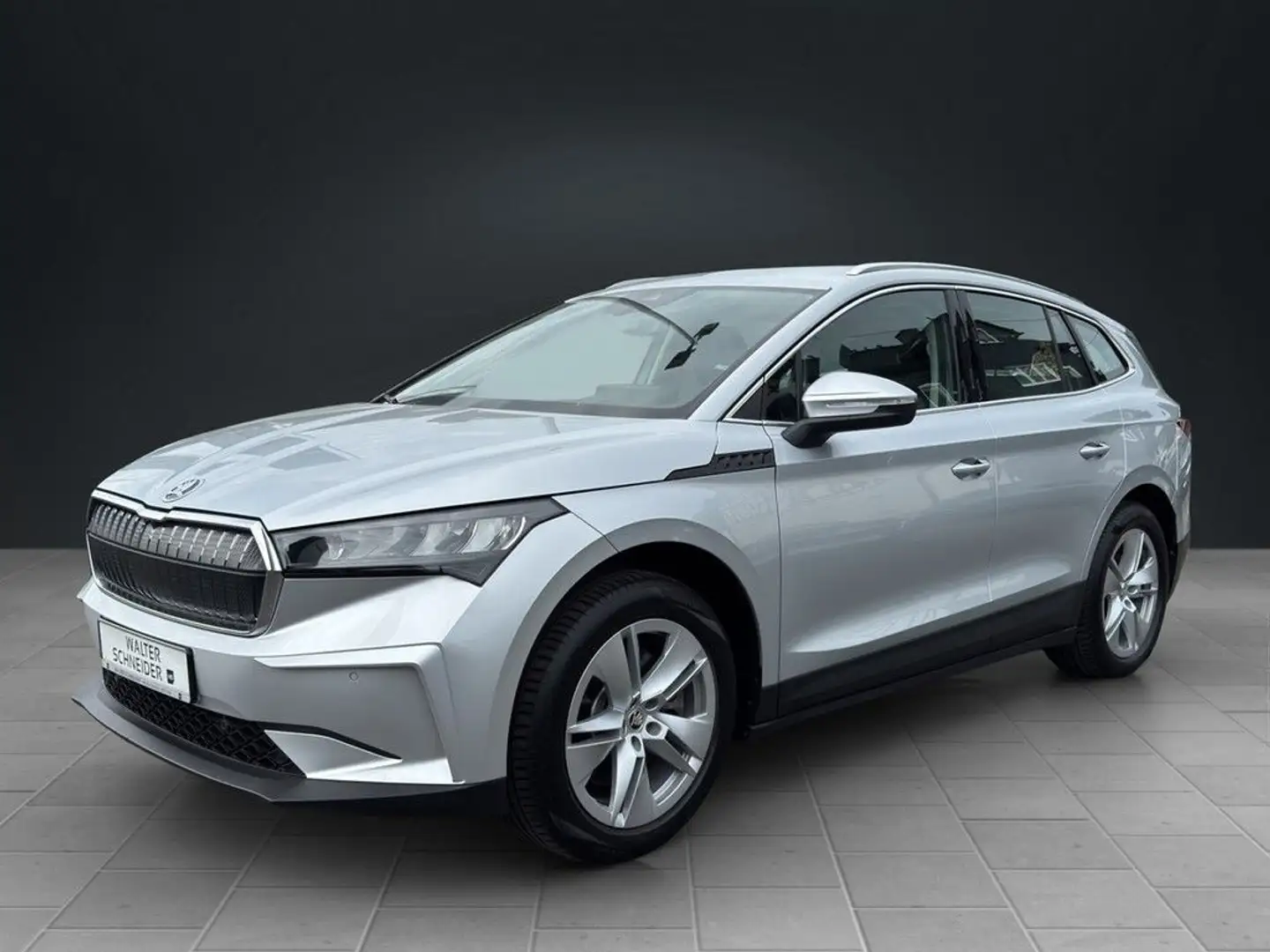 Skoda Enyaq iV 80 Loft LED AHK SHZ KAMERA Silber - 2