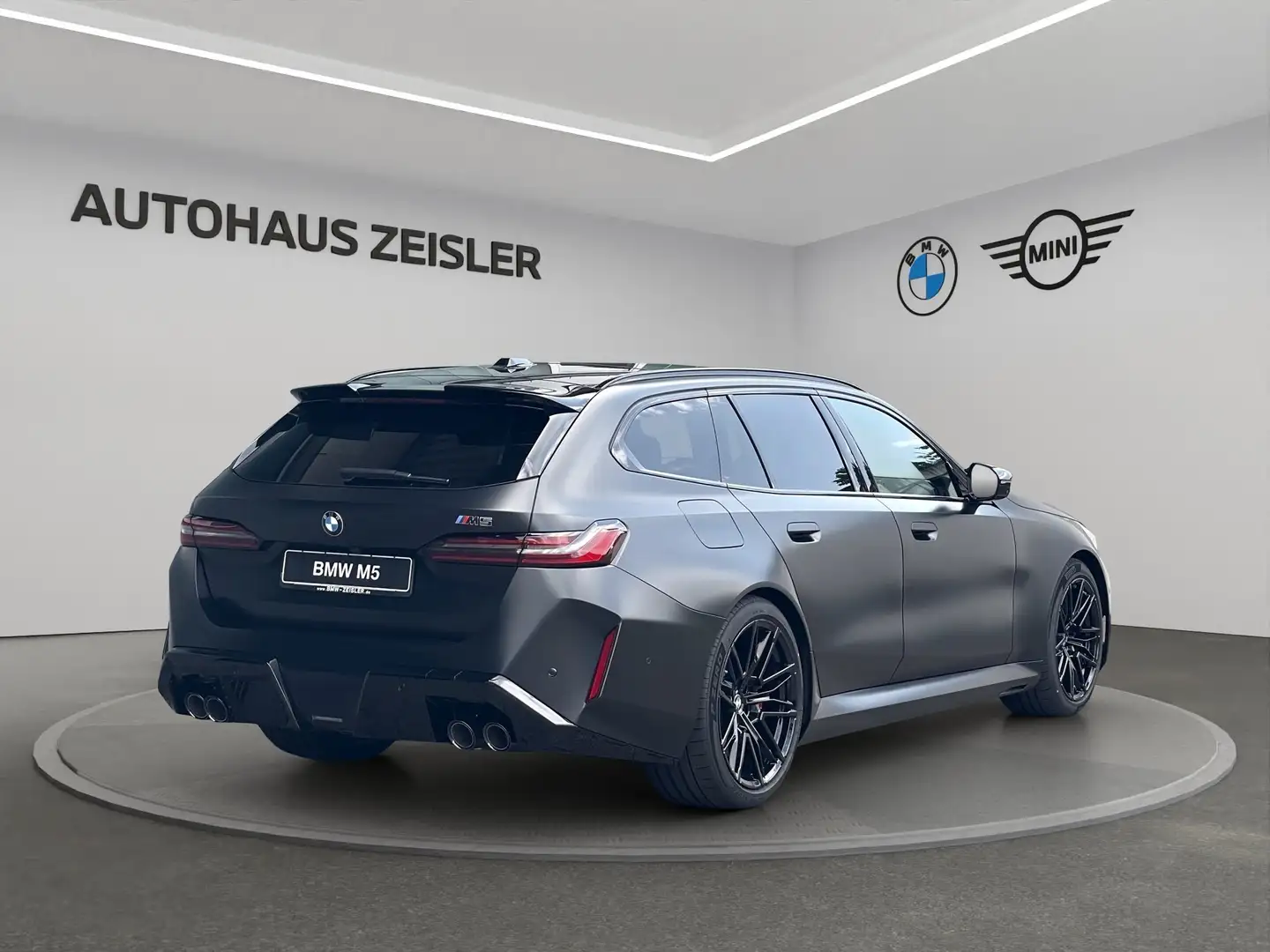 BMW M5 Touring FROZEN BLACK SOFORT! AHK Glasdach M Driver Schwarz - 2