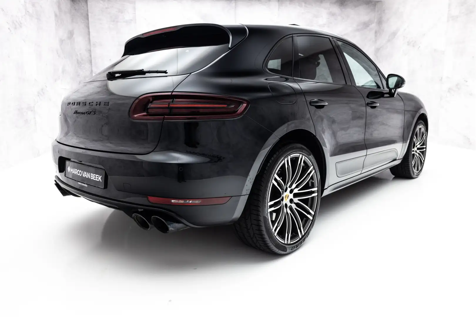 Porsche Macan 3.0 GTS | SportDesign | Pano | Luchtvering | Chron Negro - 2