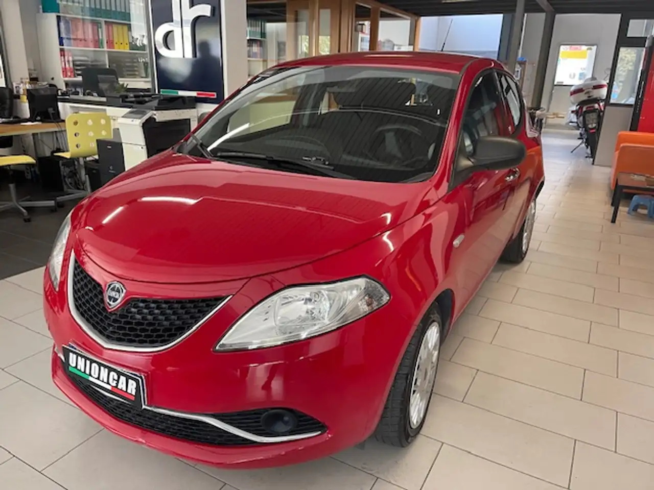 Lancia Ypsilon