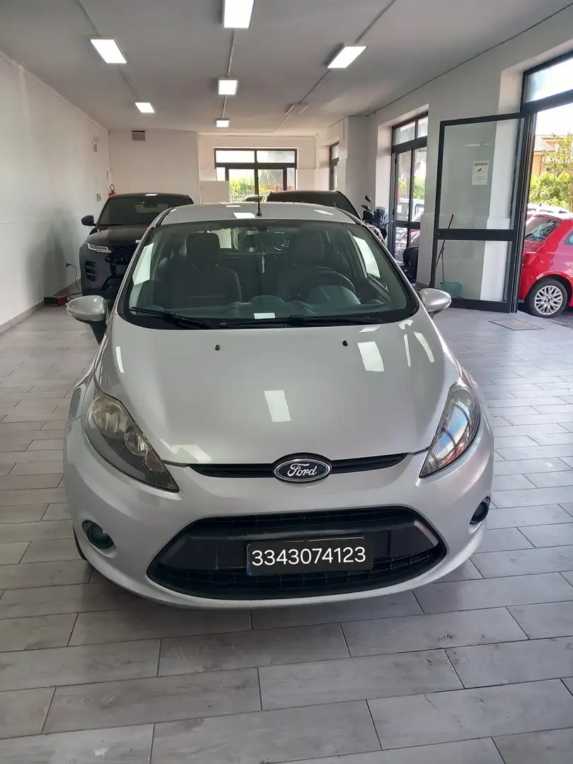 Ford Fiesta 5p 1.2  Titanium Business Gpl - 2