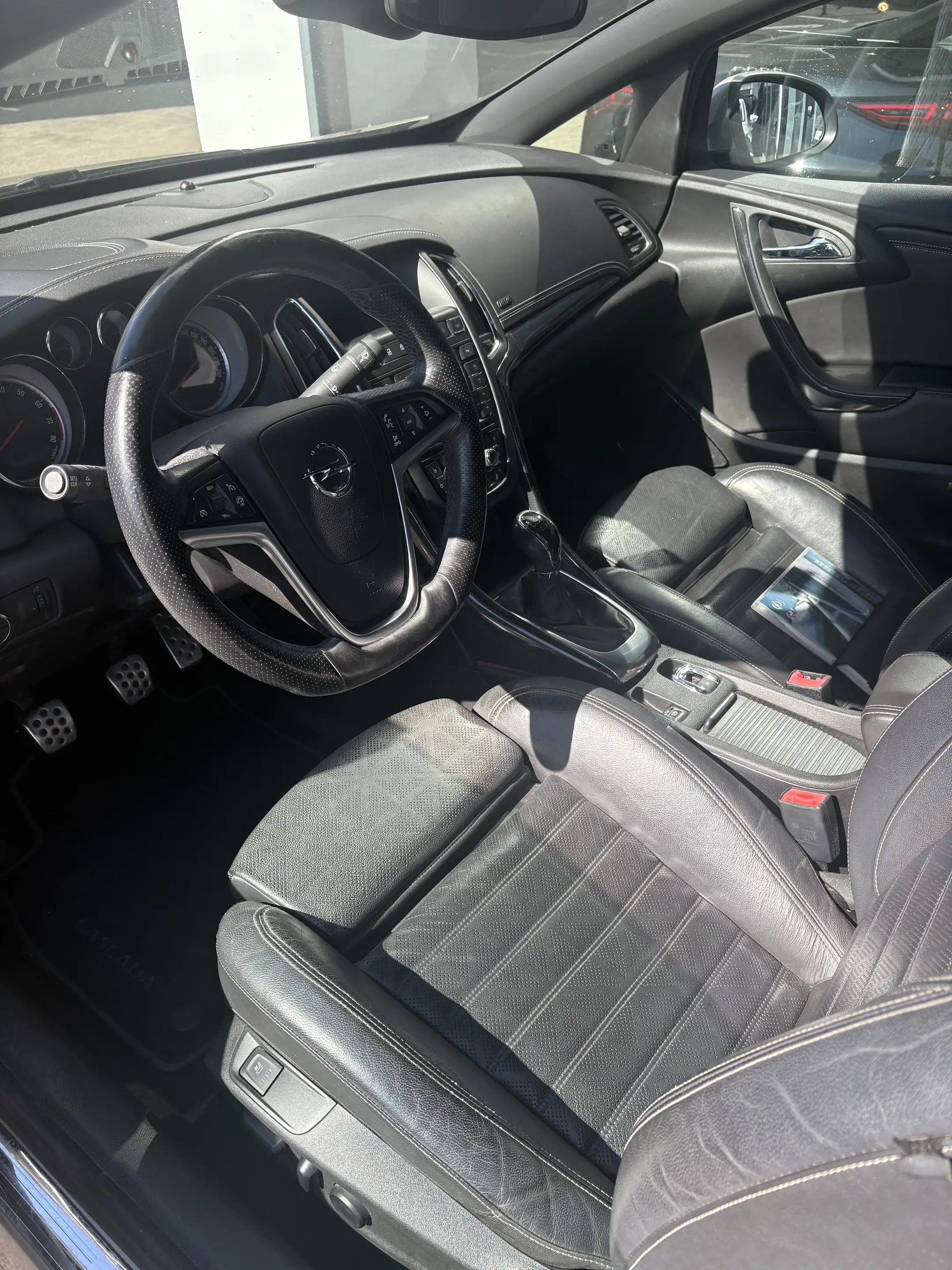 Opel Cascada 1,4 Turbo Ecoflex Cosmo Start/Stop System — photo 6