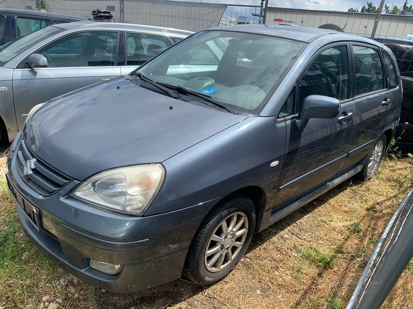 Suzuki Liana Kombi 1.6 Comfort. Klima. El Fensterheber Grün - 2
