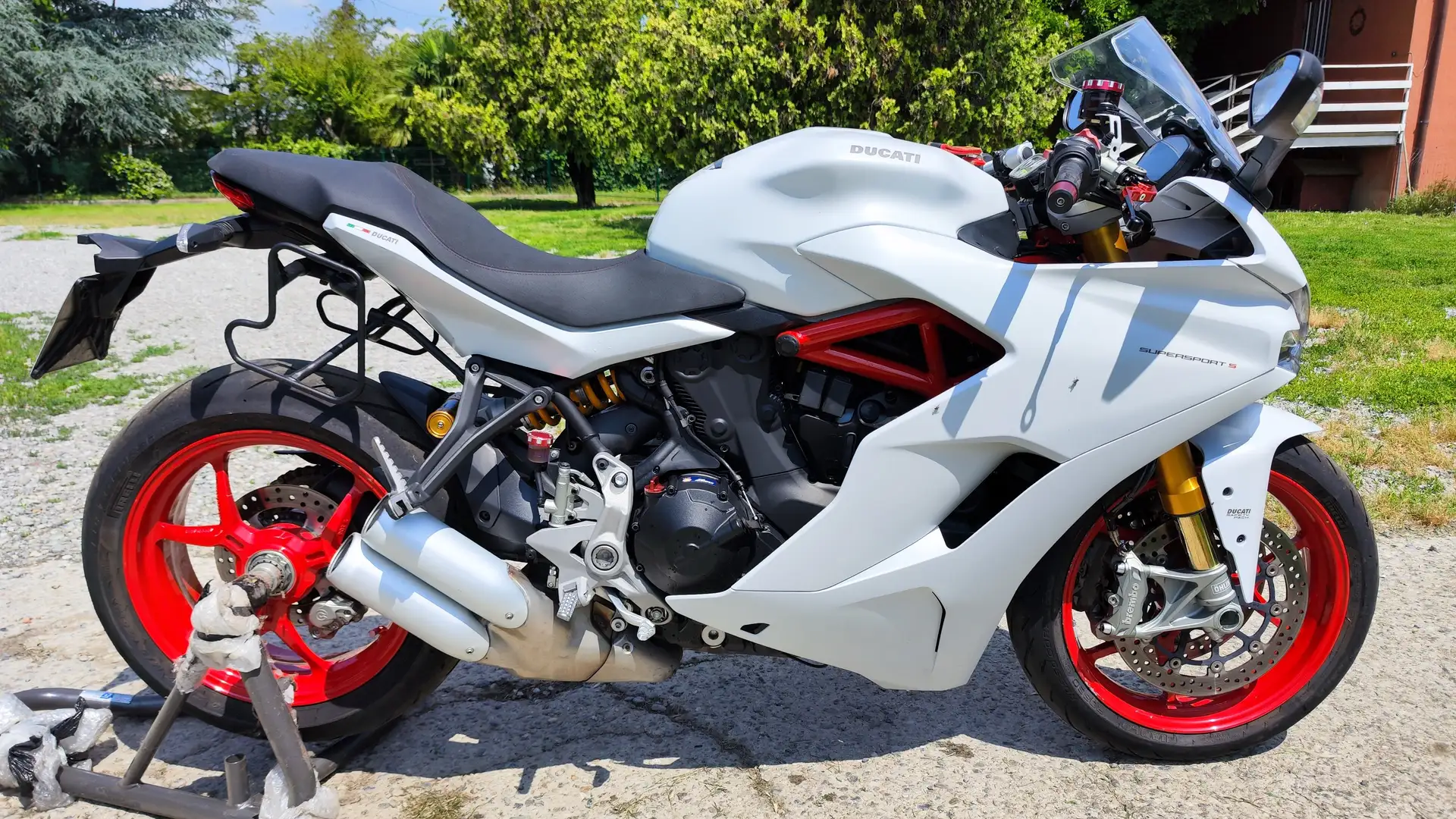Ducati SuperSport 939 S Blanco - 2