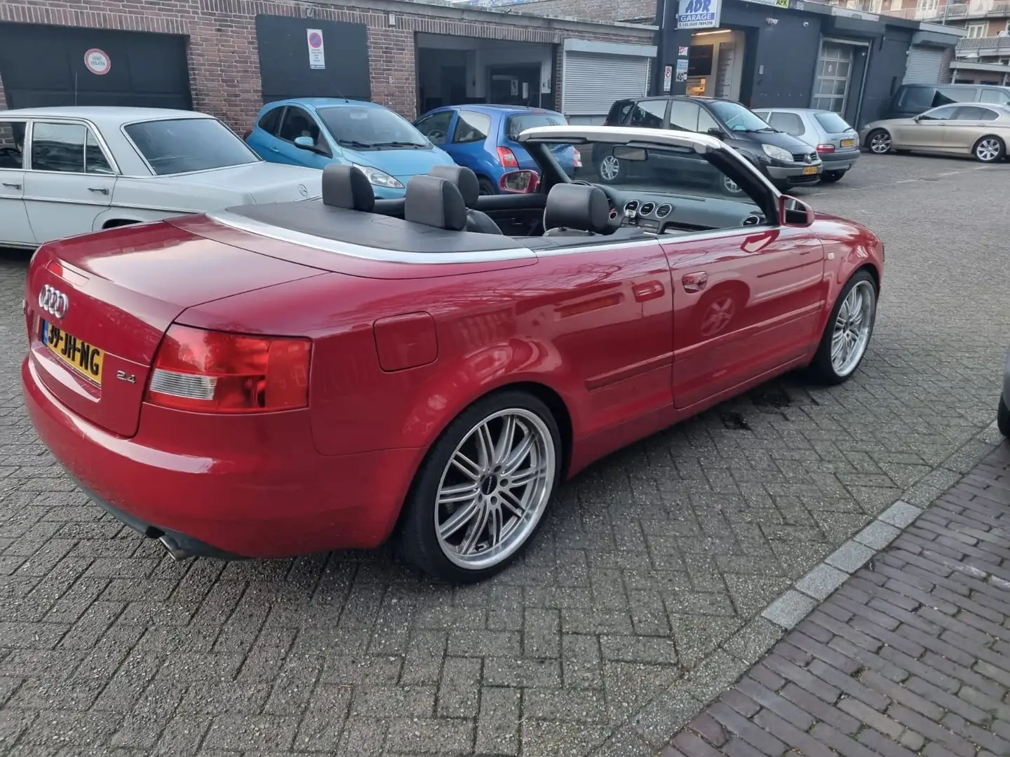 Audi A4 A4 2.4 V6 Exclusive Rojo - 1