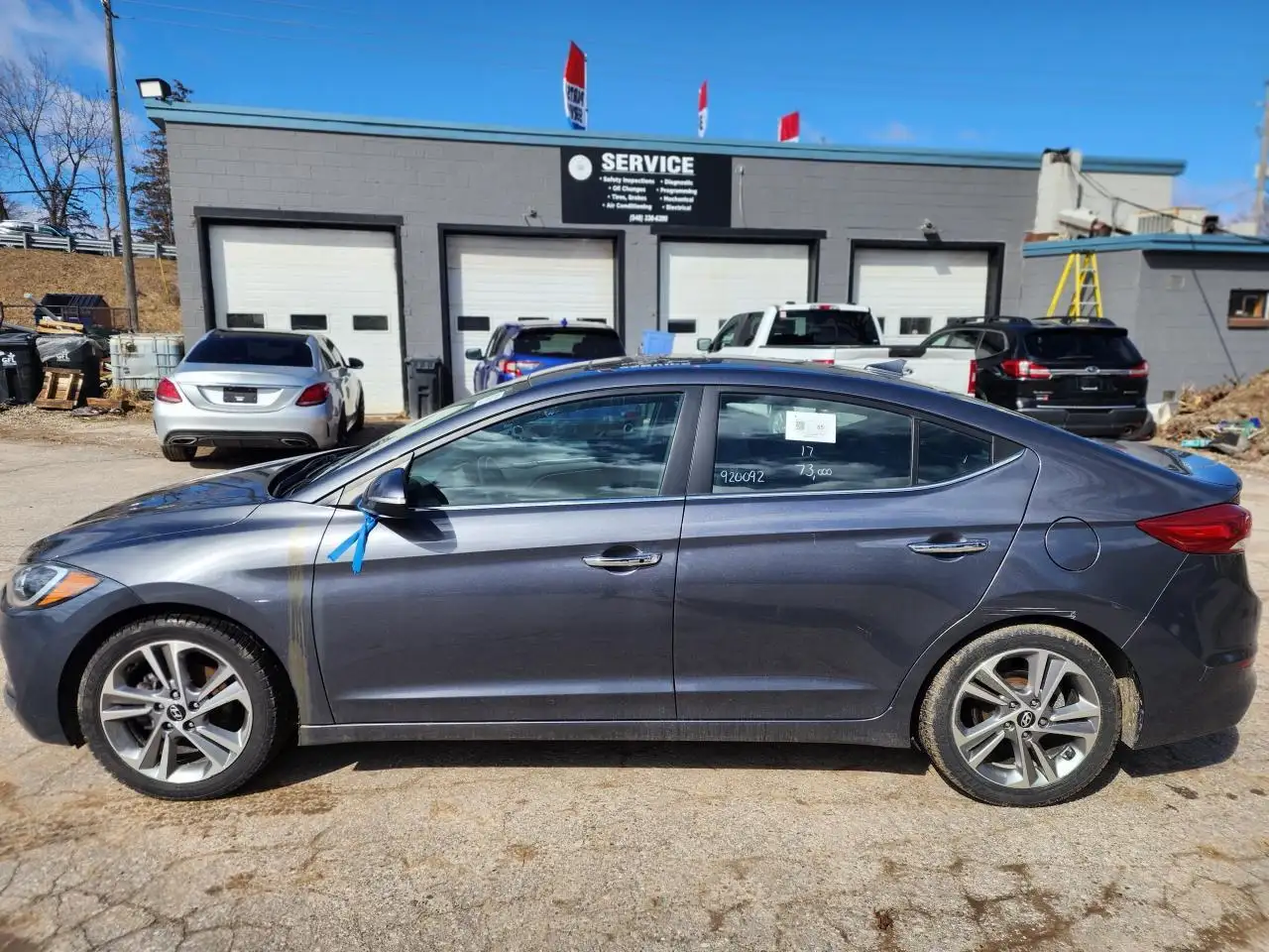 Hyundai ELANTRA снимка Hyundai ELANTRA