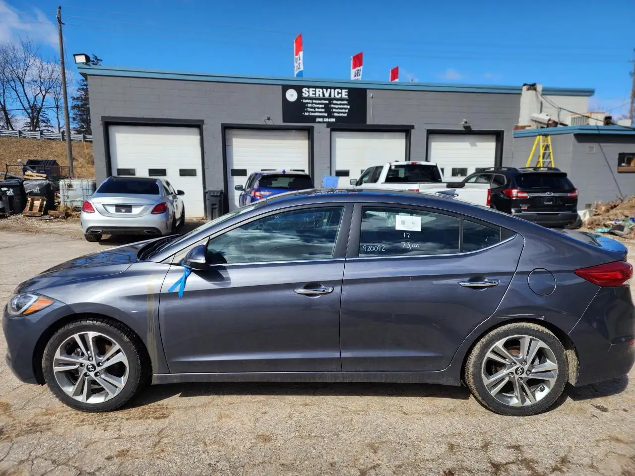 Hyundai ELANTRA снимка Hyundai ELANTRA
