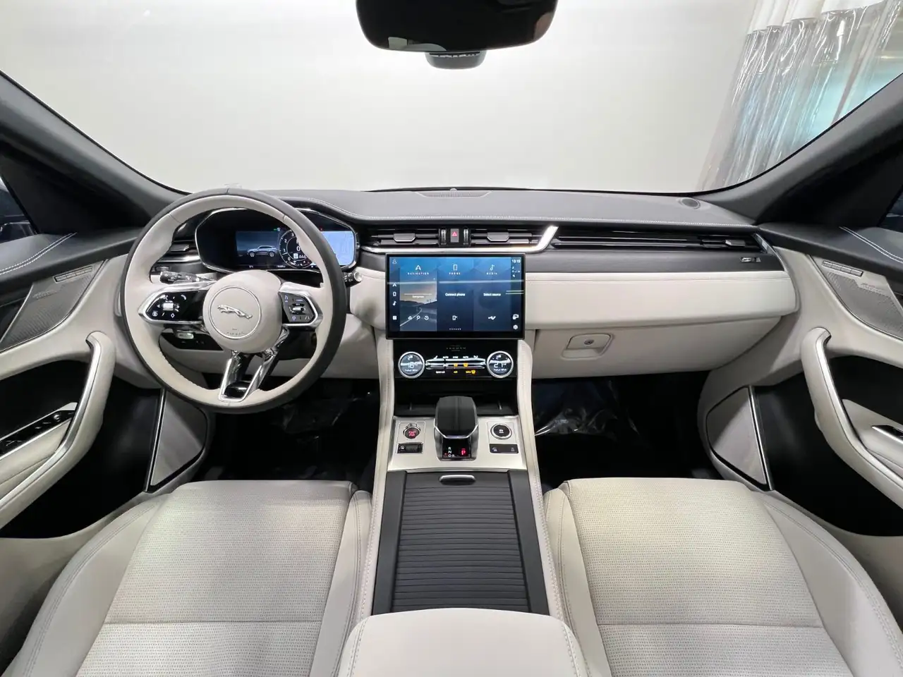 Jaguar F-Pace снимка Jaguar F-Pace