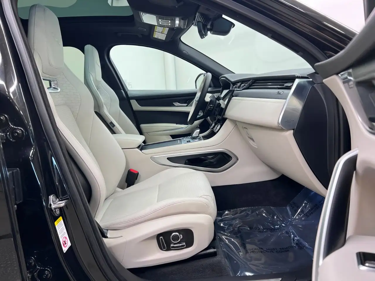 Jaguar F-Pace снимка Jaguar F-Pace