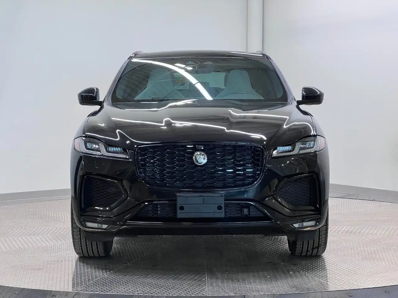 Jaguar F-Pace снимка Jaguar F-Pace