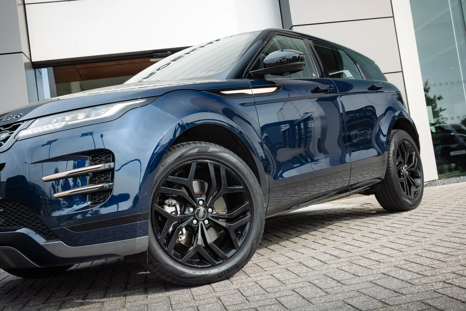 Land Rover Range Rover Evoque P300e AWD R-Dynamic S | Cold Climate | 20 Inch | D Bleu - 2
