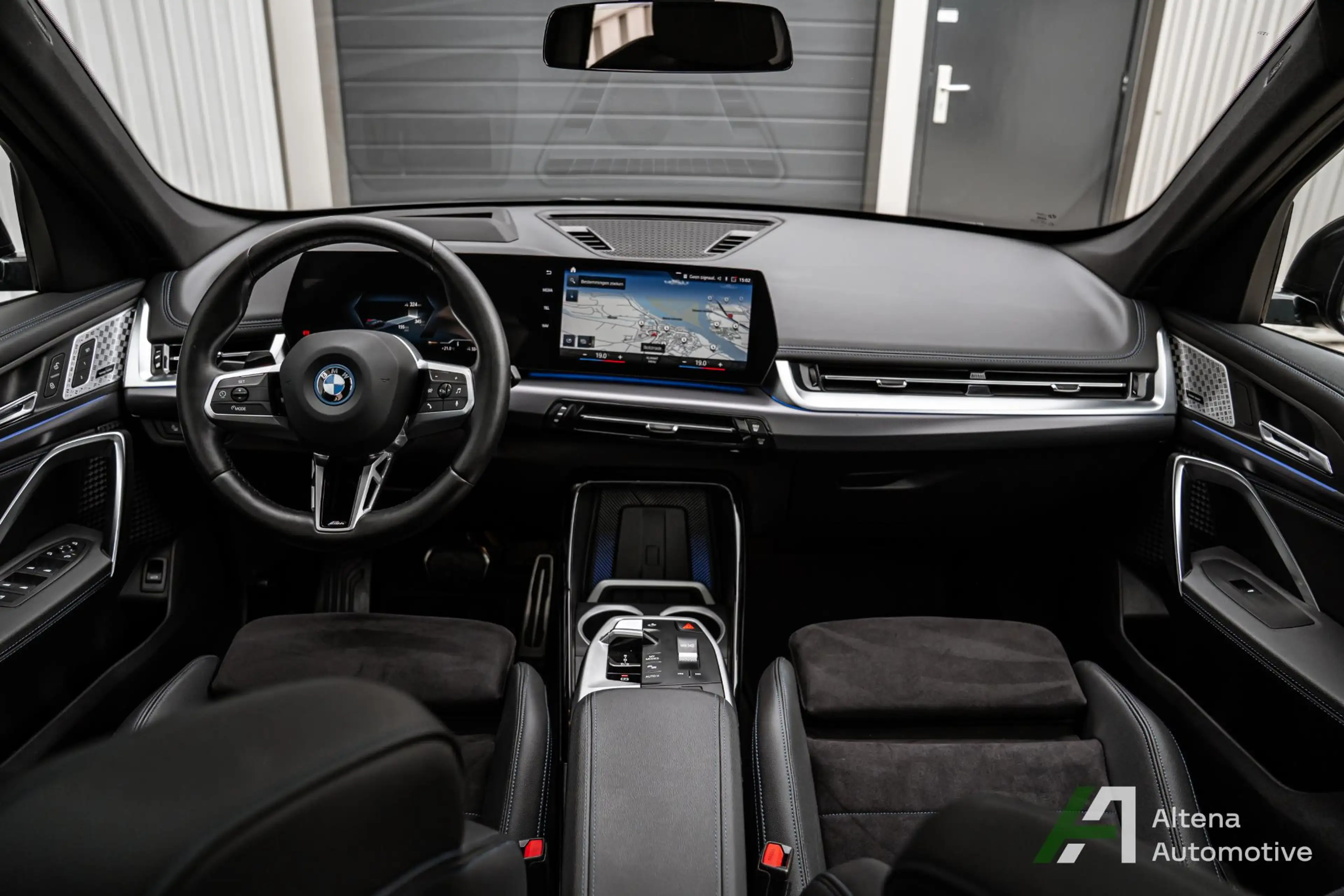 BMW iX1 xDrive30 64,7 kWh M-sport, BTW, Harman Kardon, com — photo 14