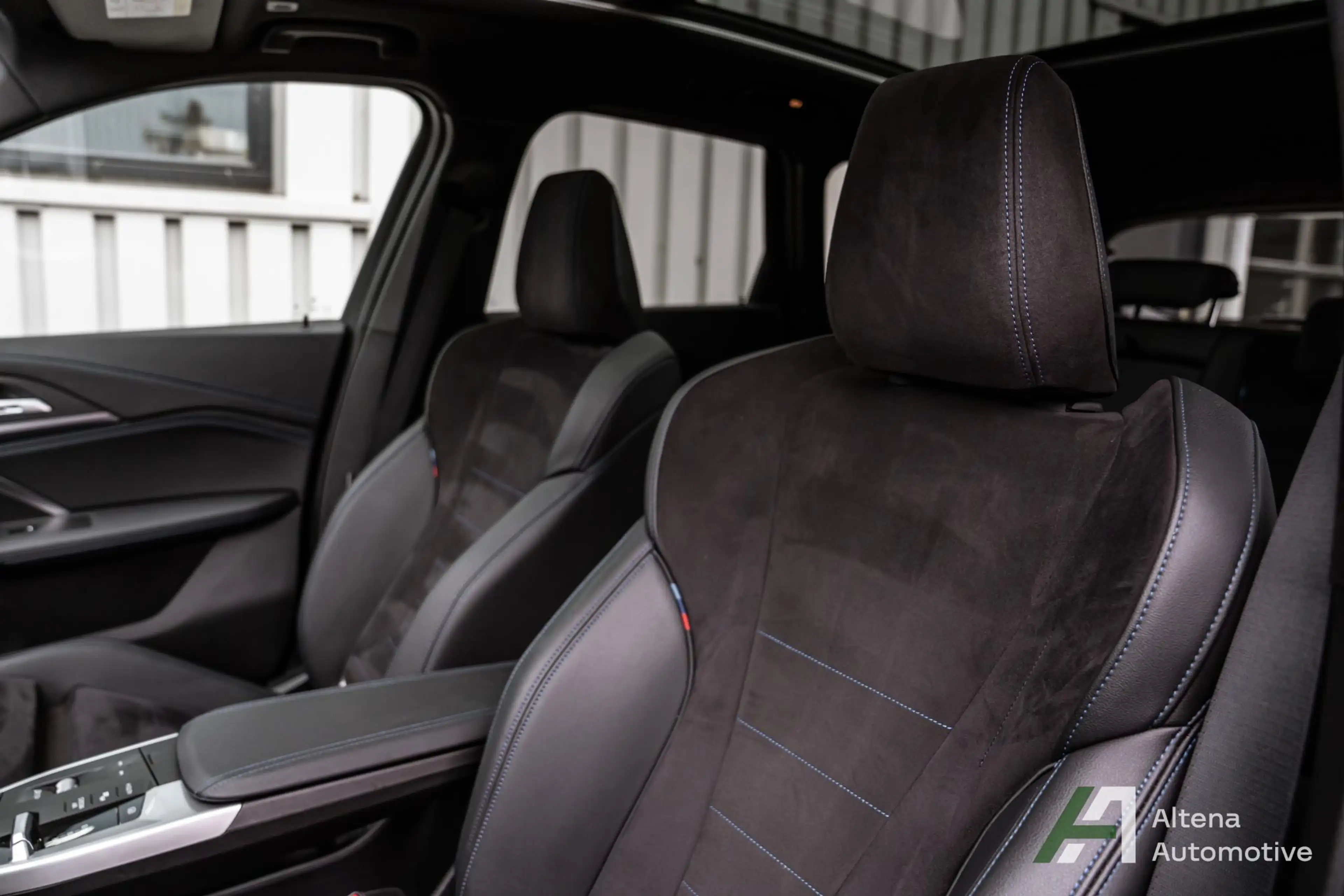BMW iX1 xDrive30 64,7 kWh M-sport, BTW, Harman Kardon, com — photo 7