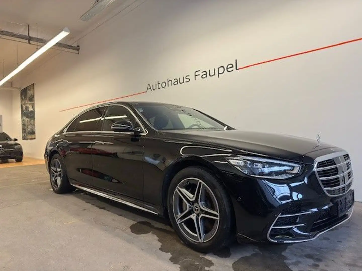 Mercedes-Benz S 580 e lang long AMG-Line Sound Pano Chauffeur Schwarz - 1