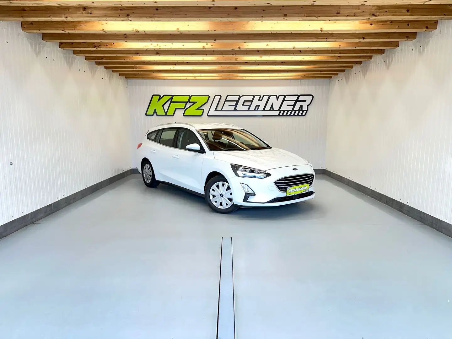 Ford Focus Turnier 1.5 EcoBl. "AHK*LED*R-KAM*SITZH*NAVI" Weiß - 1