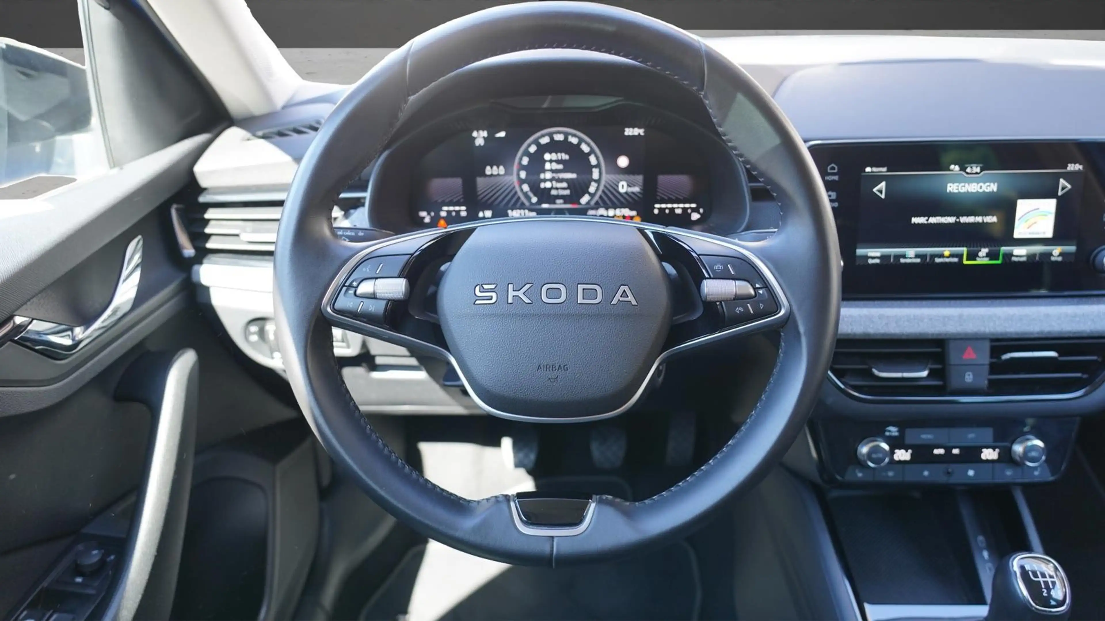 Skoda Kamiq PLUS 1.0 TSI+Kamera+LED+Sitzheizung+Tempomat 85... — photo 8