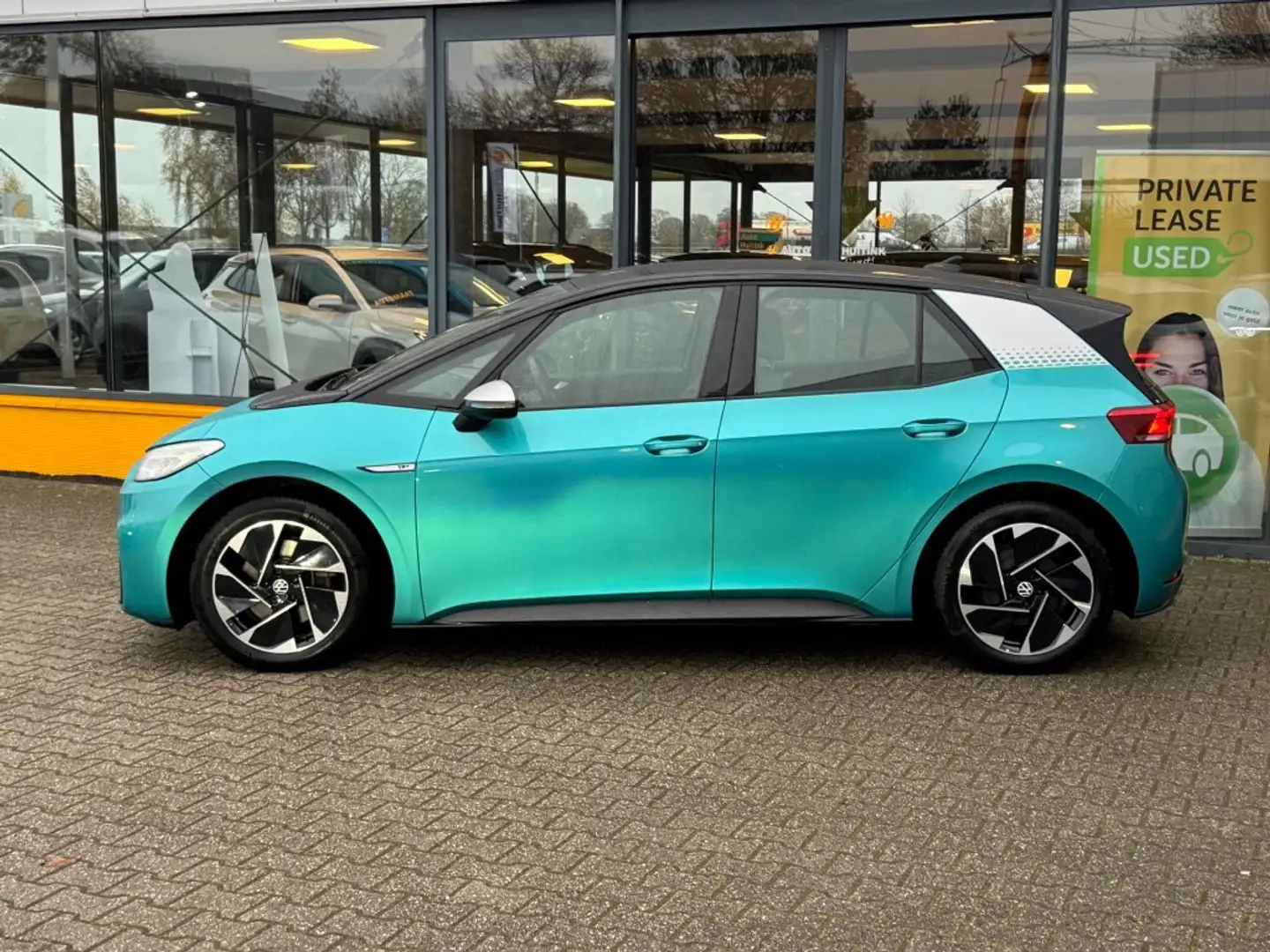 Volkswagen ID.3 First 58 kWh - stoelverwarming - navi - sensoren Groen - 2