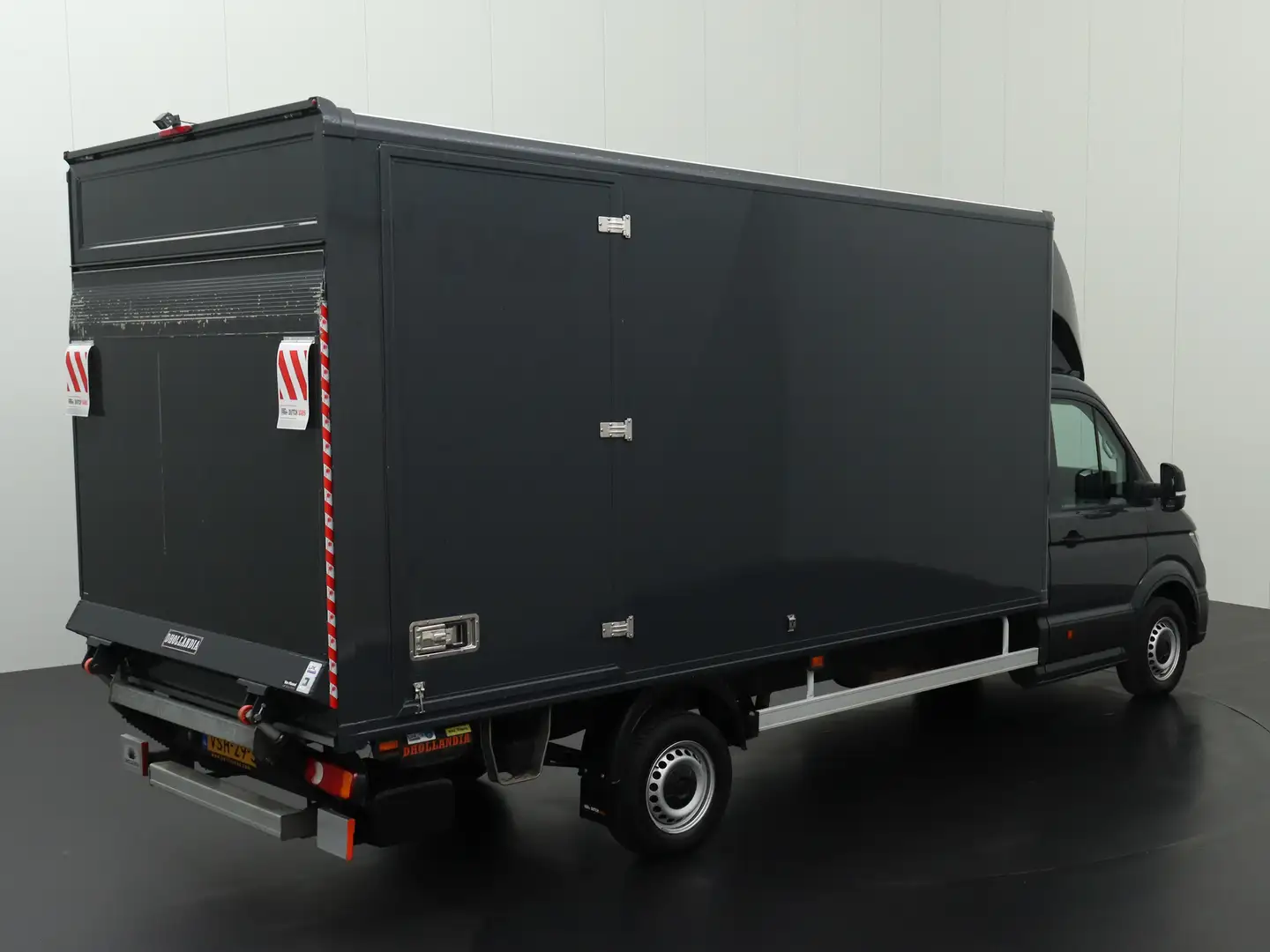 Volkswagen Crafter 2.0TDI 177PK DSG Automaat Bakwagen+Laadklep | 4.64 Grijs - 2